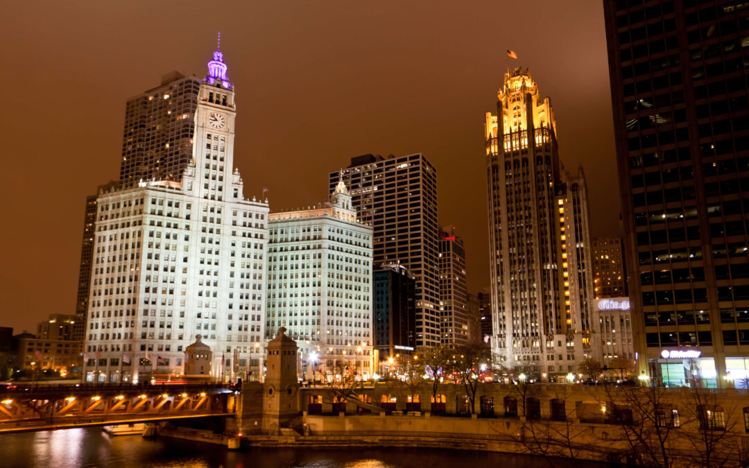 Fun Facts about Chicago - Buildings Around Chicago River