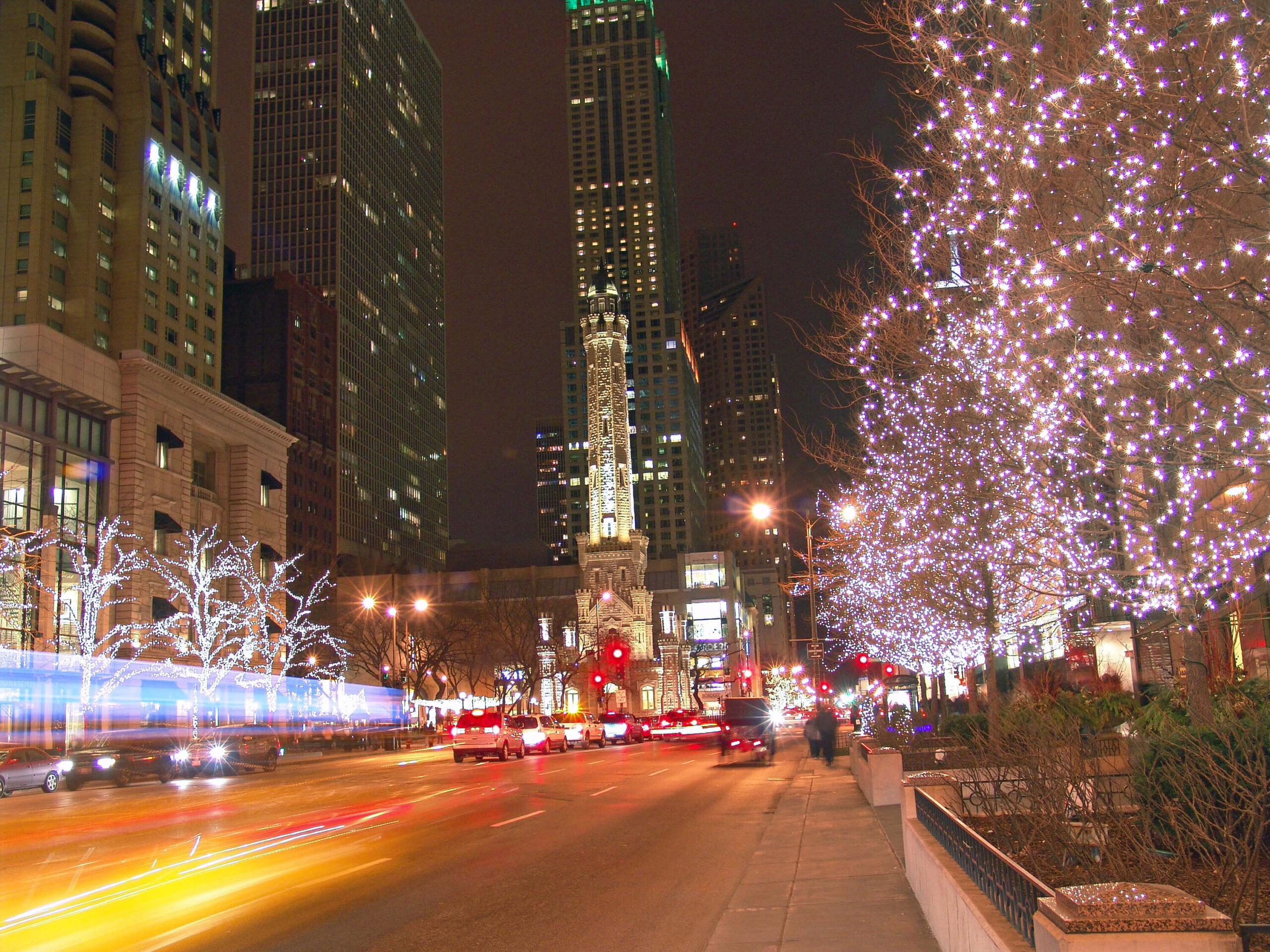 Chicago's MustSee Holiday Light Displays for Homeowners